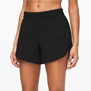 EXCELLENT CONDITION LULULEMON TRACK THAT 5” SHORT